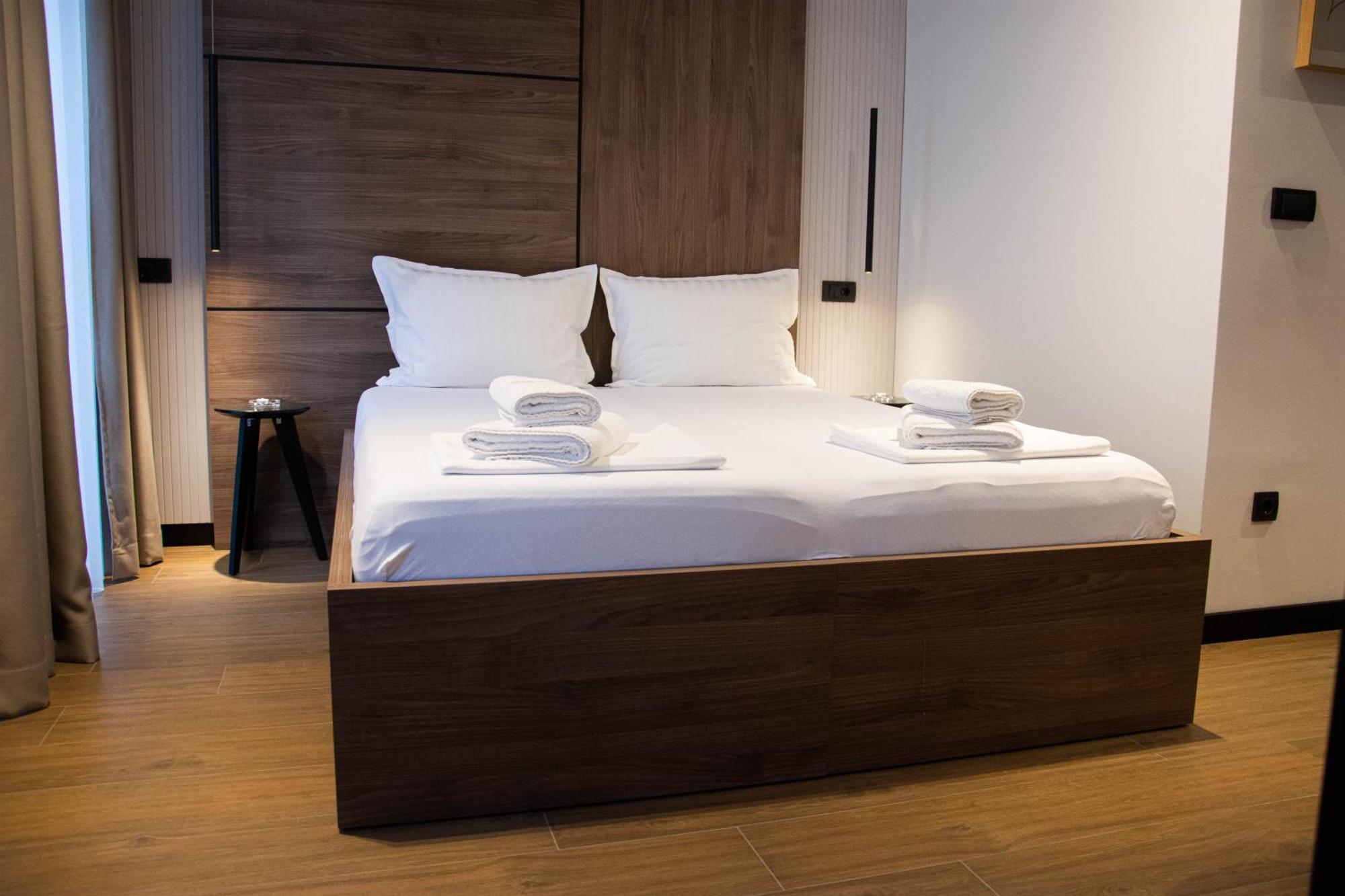 Kristall Apartments Premium Šabac Екстериор снимка